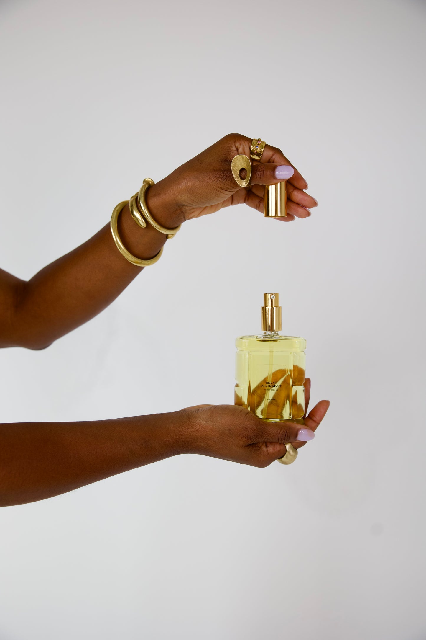 Femininity (Amber & Vanilla) Hydrating Body Oil